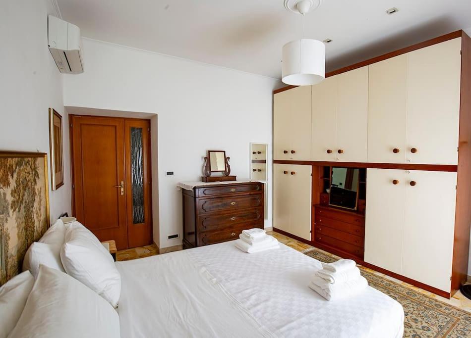 Dimora Al Colosseo, 2 Bedrooms Rzym Zewnętrze zdjęcie