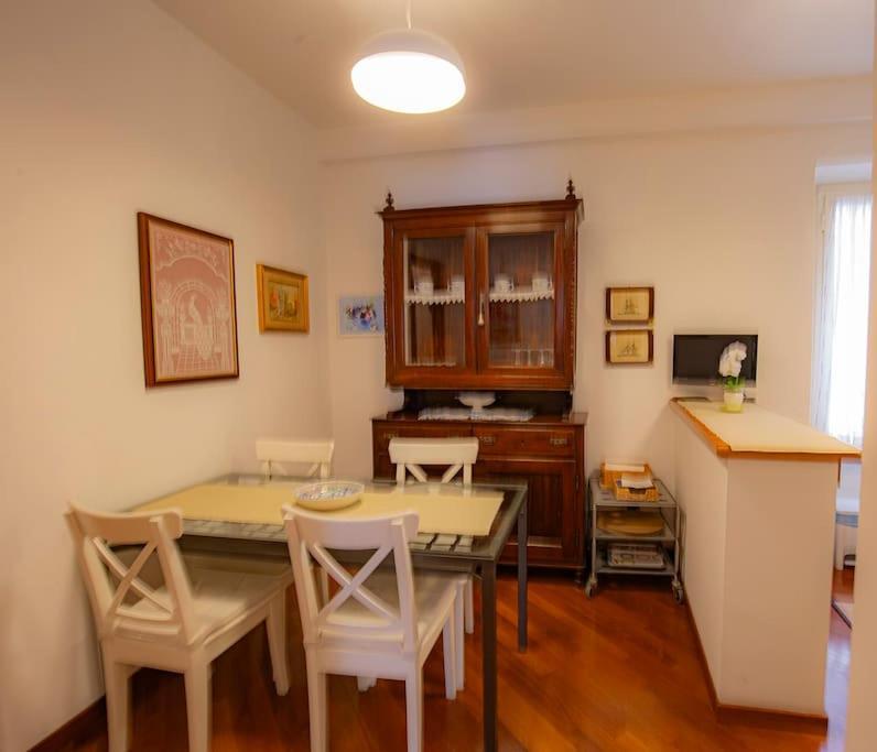 Dimora Al Colosseo, 2 Bedrooms Rzym Zewnętrze zdjęcie